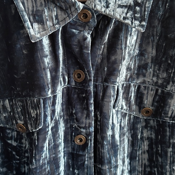 Alfred Dunner Women's Harvest Moon Crushed Velvet Button Jacket in Blue 1X - Picture 4 of 9